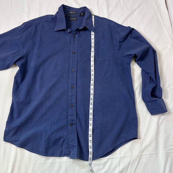 St. John's Bay Men's Jaspe' Twill Button Down Size L - Picture 4 of 7